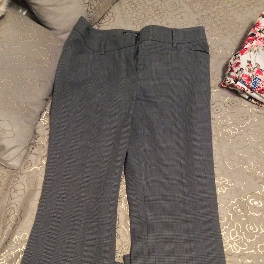 Clothes - Picture 6 of 6